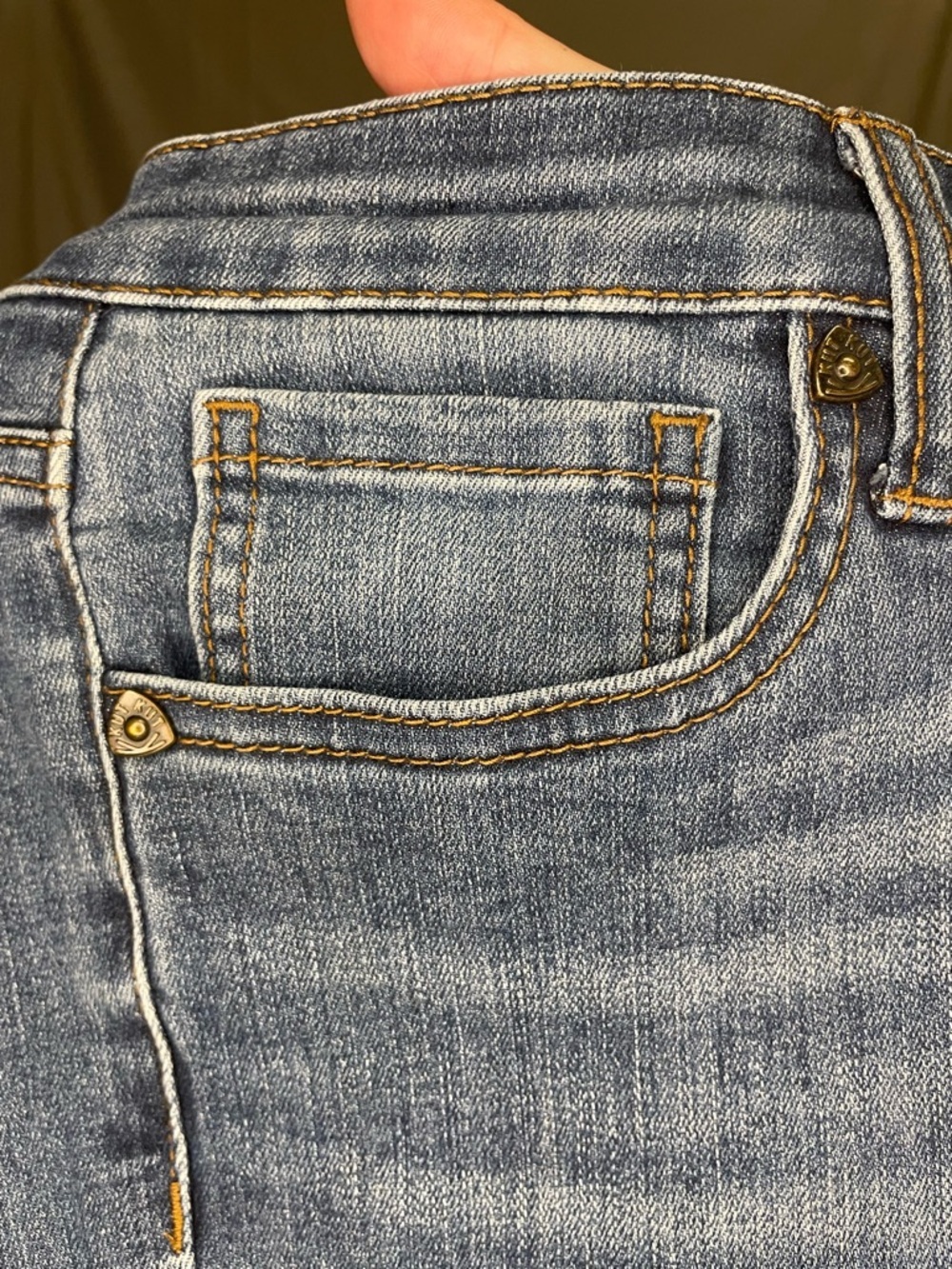 Kut from the Kloth Medium Blue Skinny Jeans - Picture 8 of 10